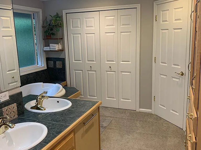 10620 NE 125th Pl — Photo 5