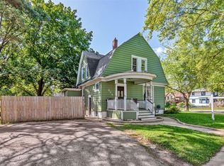 875 Larkin Ave, Elgin, IL 60123