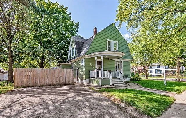 875 Larkin Ave photo 1