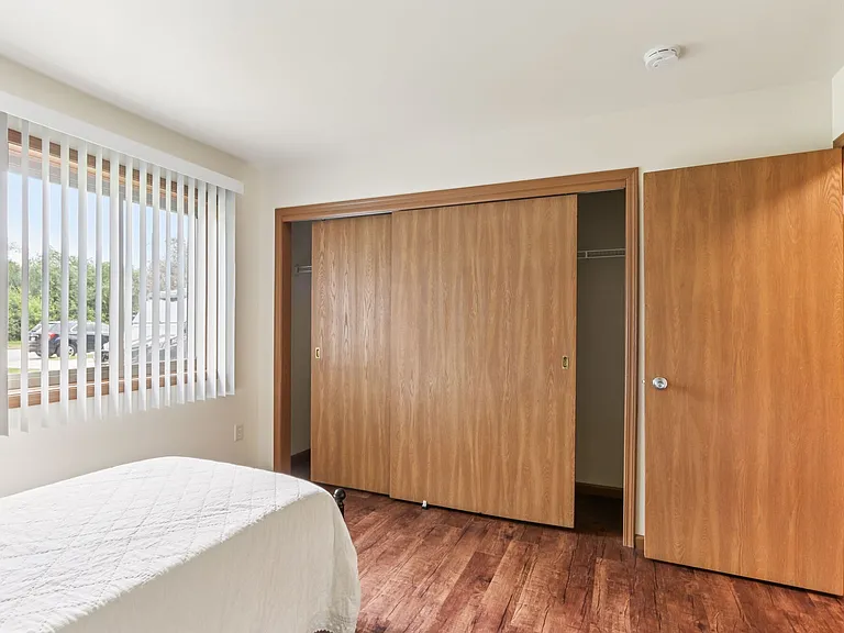 Woodfield Heights Apartments — Photo 85