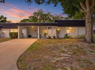 1333 Glen Oaks Dr E #135, Sarasota, FL 34232