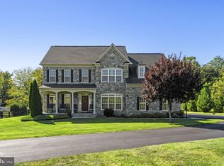 17351 Harmony Vista Dr, Hamilton, VA 20158