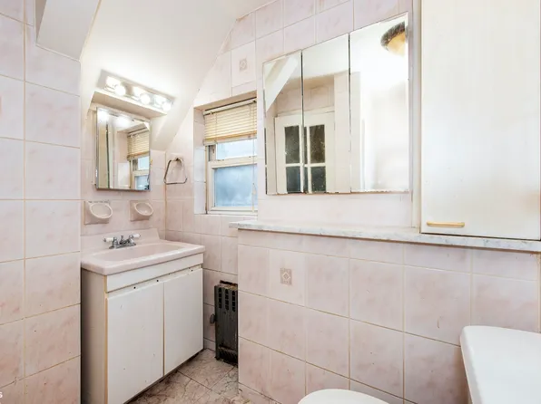 18-21 26th Road image 10 of 15