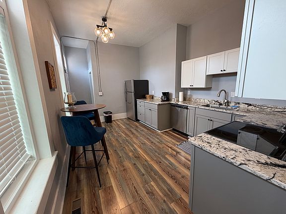 2nd image of 1642 Broad St #1642