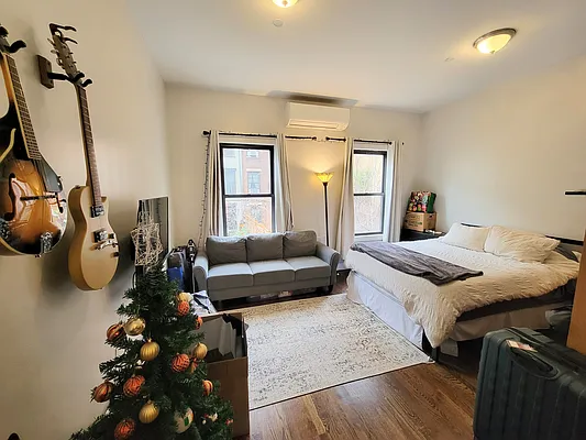 Rented by Bruma Realty LLC | media 1