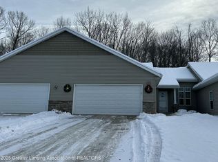 233 Barrington Cir UNIT 75, Lansing, MI 48917