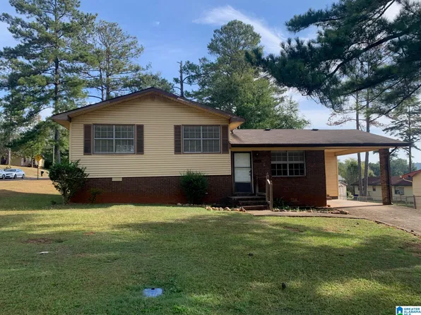 827 Hunter Pl, Anniston, AL 36201