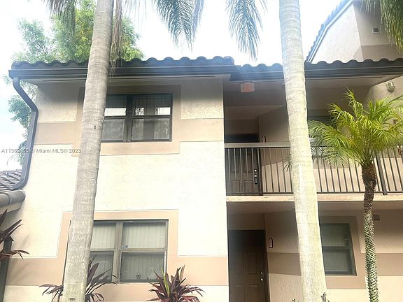2nd image of 9994 Nob Hill Pl #9994