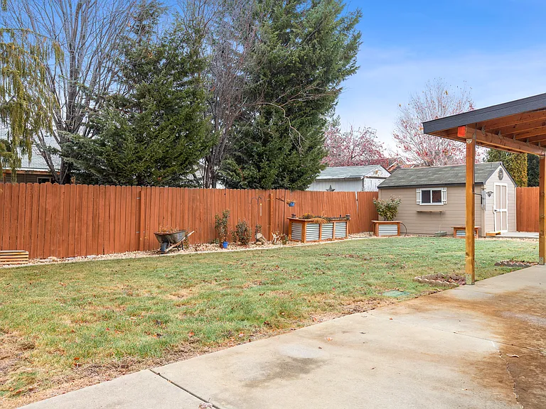 2182 E Clarene St — Photo 30