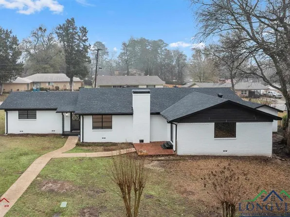 206 Village St, Henderson, TX 75654