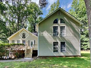 914 Allatoona Rd, Woodstock, GA 30189