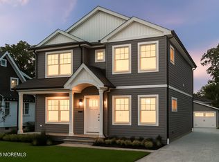 71 Lake Ave, Fair Haven, NJ 07704
