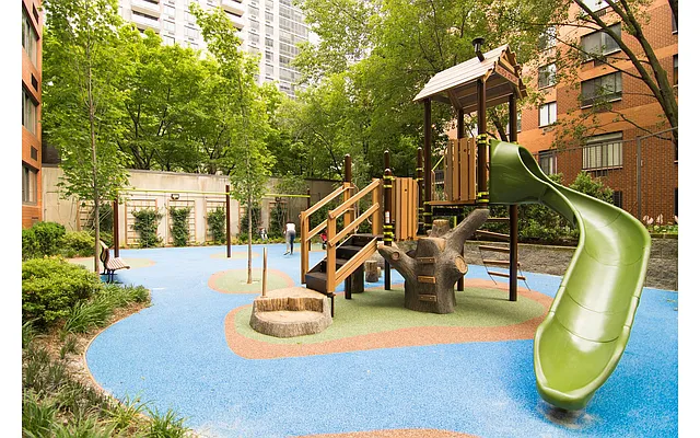 Rented by Douglas Elliman | media 25