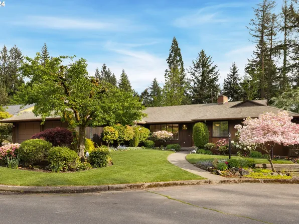 3826 SW Lyle Ct, Portland, OR 97221