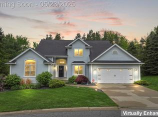 3648 Wedgewood Dr, Lapeer, MI