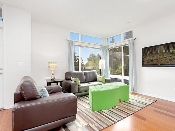 2nd image of 15175 NE 81st Way