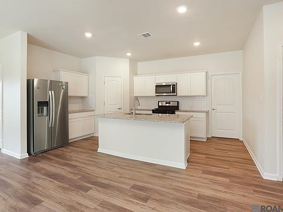 3rd image of 13794 Wincrest Dr