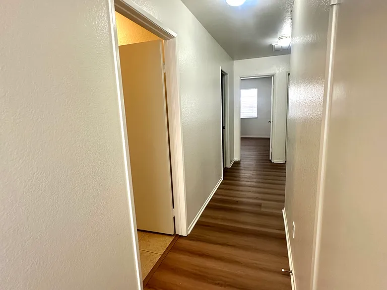 12562 El Dorado Ct — Photo 7