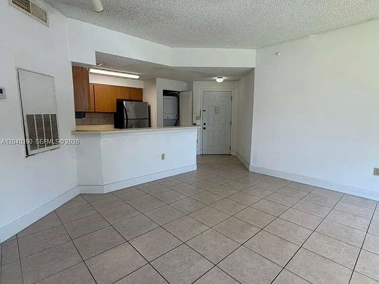 2550 SW 18th Ter #2201 — Photo 3