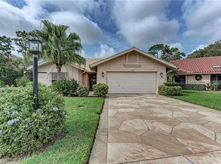 5988 Rachele Dr, Sarasota, FL 34243