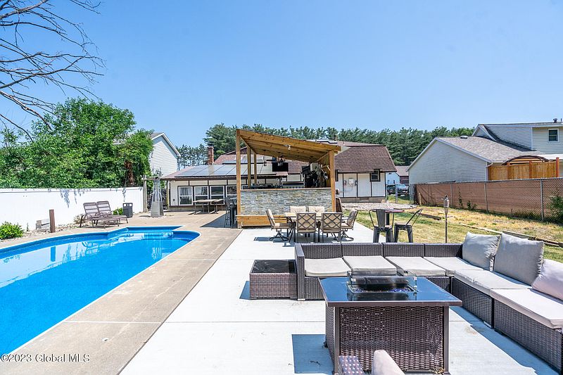 4th image of 1024 St. Lucille Drive