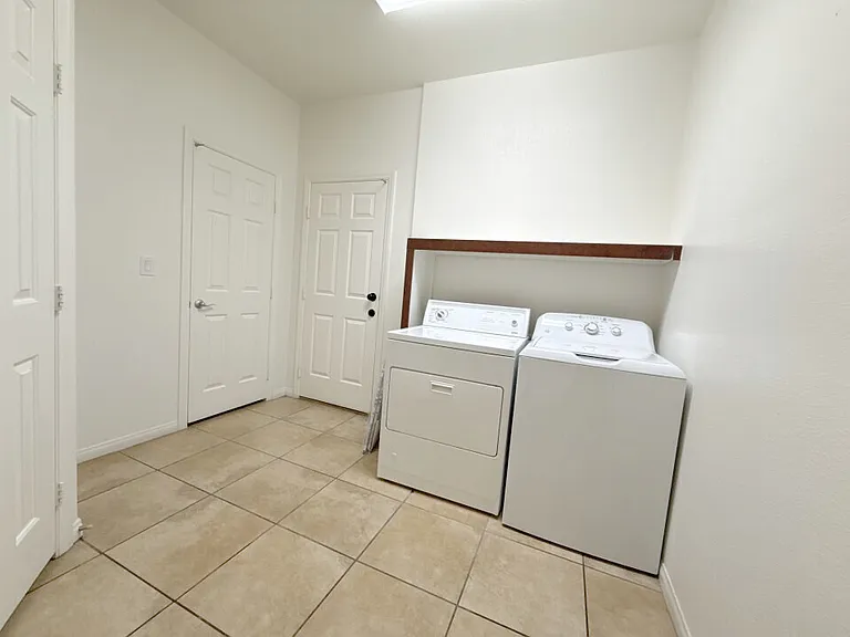 6356 Tomahawk Mill Ct — Photo 43