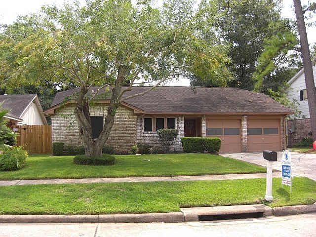 1st image of 511 Shady Glade Dr
