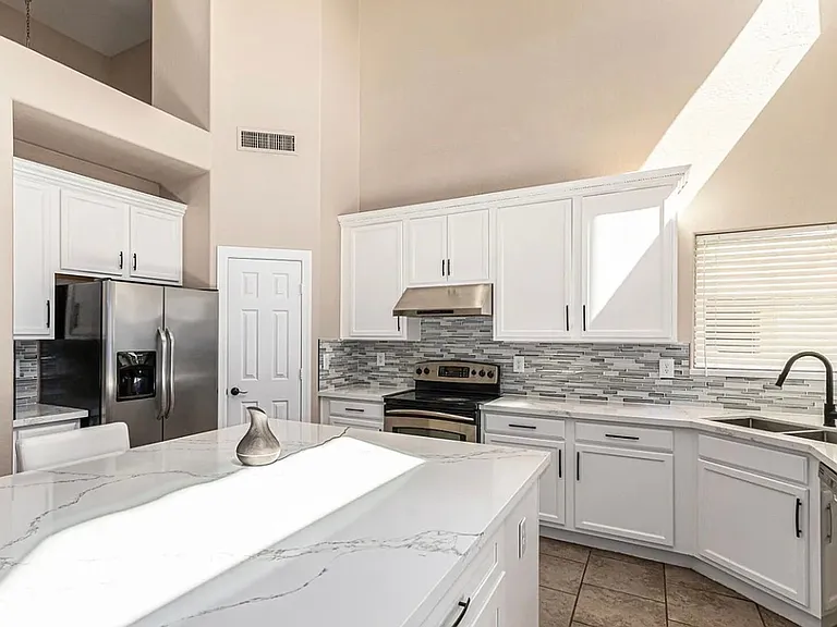 3519 E Tonto Dr — Photo 5