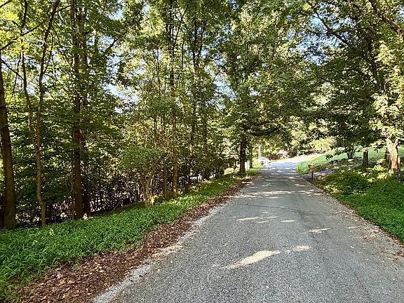 5th image of 147 Horton Ridge Rd