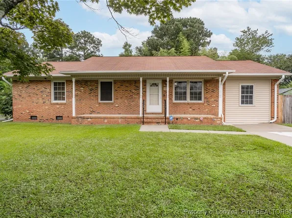 7004 Bronwyn St, Fayetteville, NC 28314