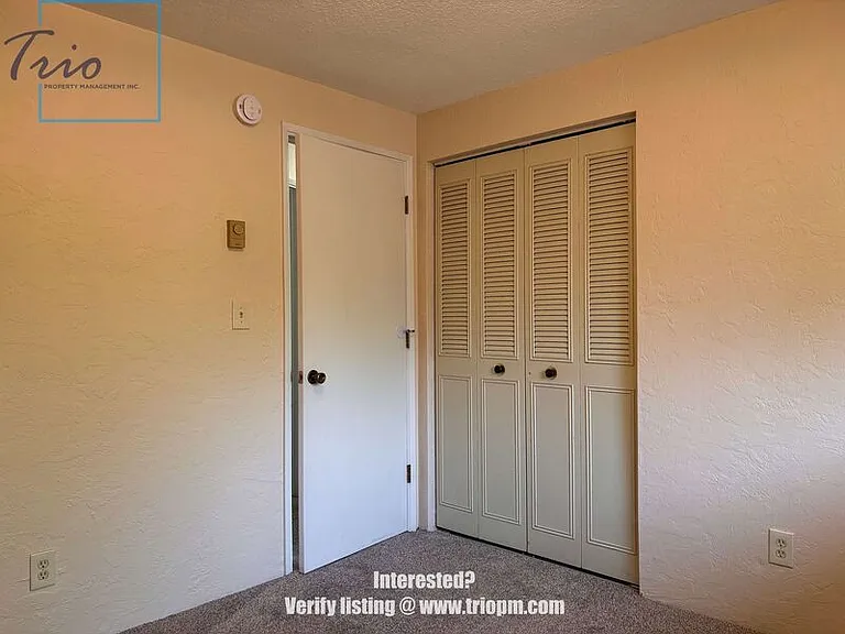 1010 Satre St — Photo 13