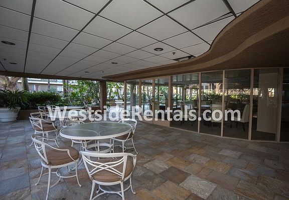 3rd image of 211 California Ave Unit 305