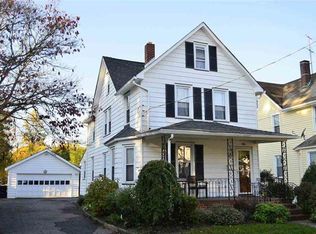 416 N 2nd St, Hammonton, NJ 08037