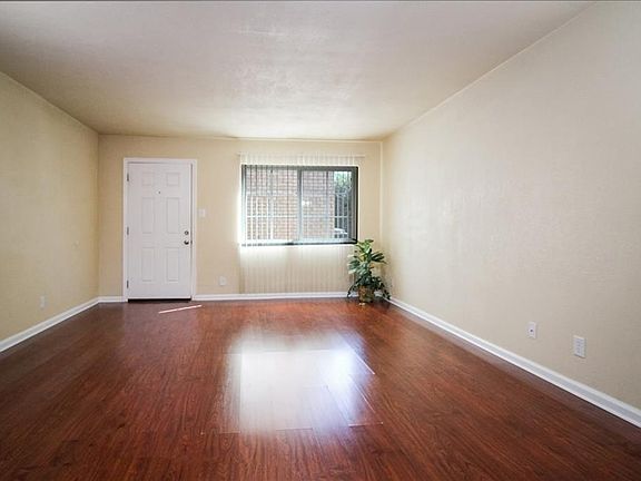 5th image of 1304 McKie Dr APT 108