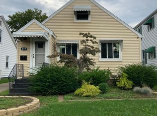 217 Sanford Pl, Erie, PA 16511