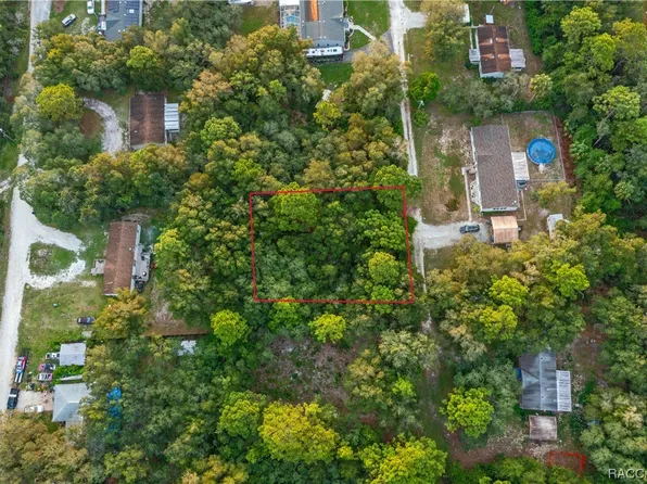 6831 W Phillips Ct, Crystal River, FL 34429
