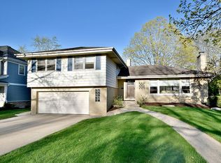 873 S Washington St, Elmhurst, IL 60126