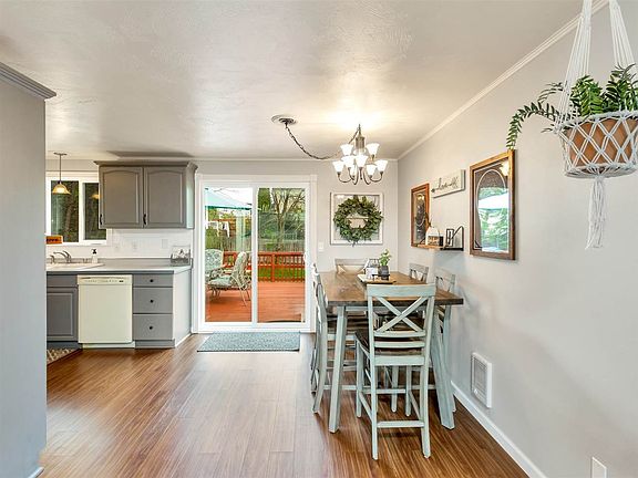3rd image of 23112 E Sinto Ave
