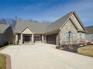 1368 Bourdeaux Way, Centerville, OH 45458