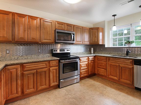 4th image of 8205 Tumbled Stone Way