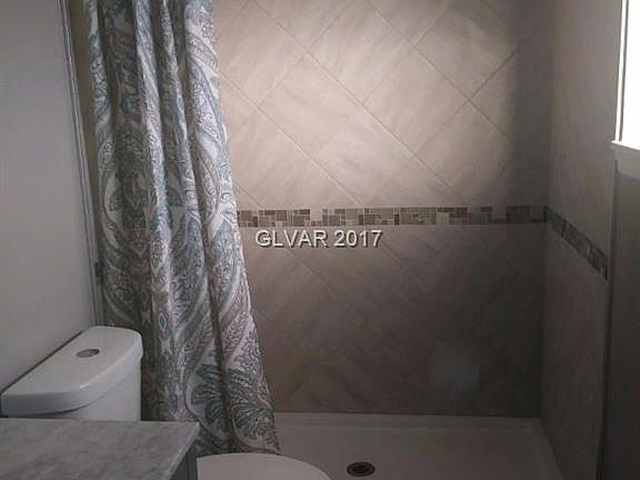 3rd image of 5909 Alta Dr