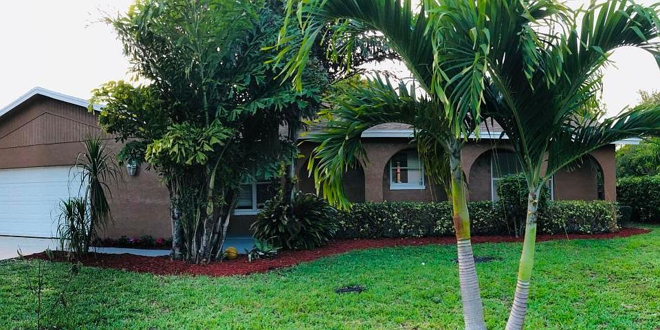 1st image of 230 Ross Dr #230