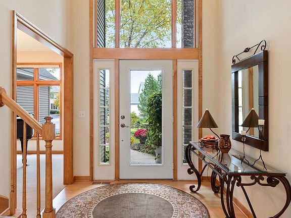 4th image of 124 Carver Creek Cir