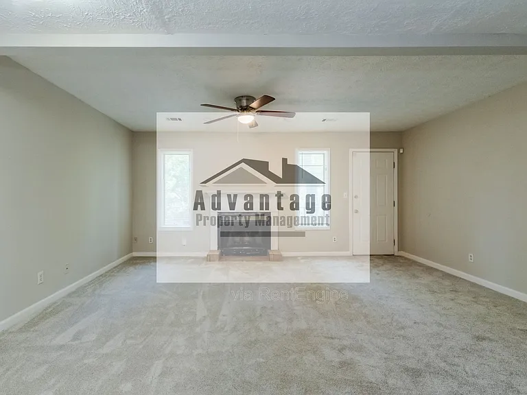 2782 Country Ct SE #B — Photo 20