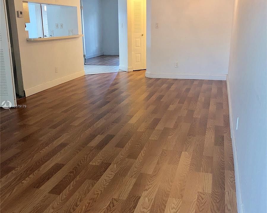 1st image of 996 Coral Club Dr #996