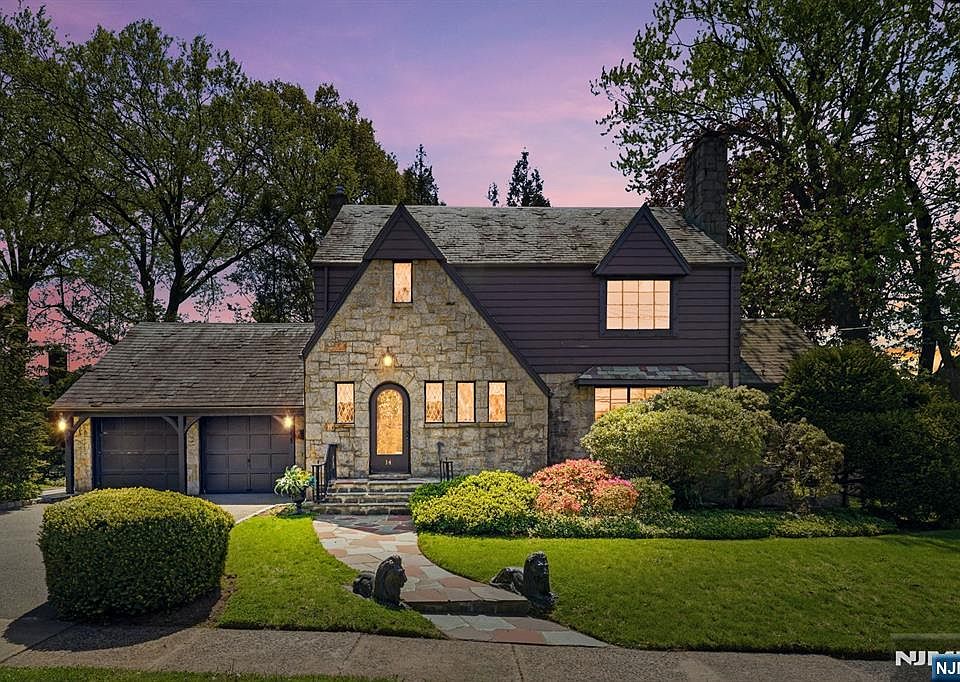 1st image of 14 Elmwood Ter