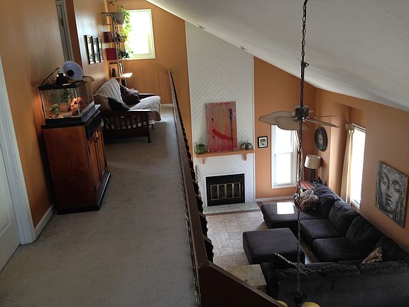 5th image of 907 Stephen Dr
