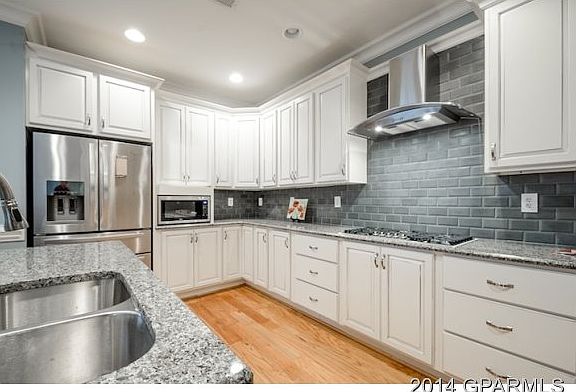 5th image of 904 Wickham Dr