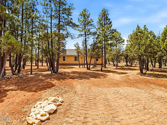 2nd image of 4935 STARLIGHT Drive #152