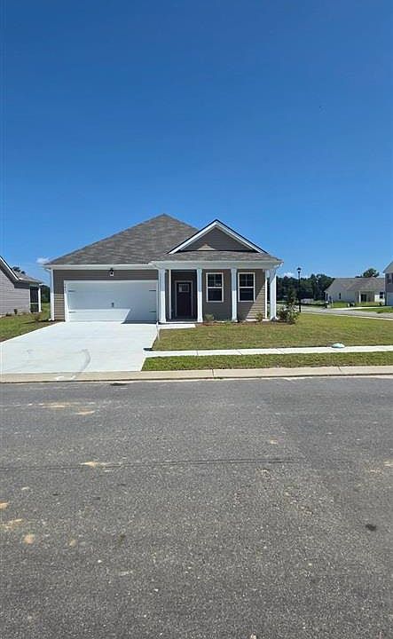 1st image of 201 Bluff View Ln